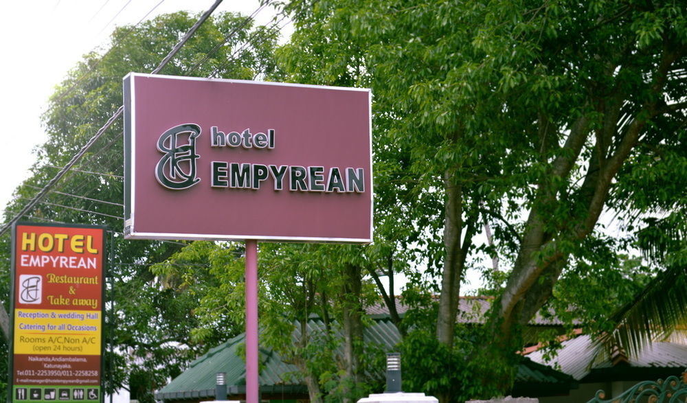Hotel Empryean Katunayaka Dış mekan fotoğraf