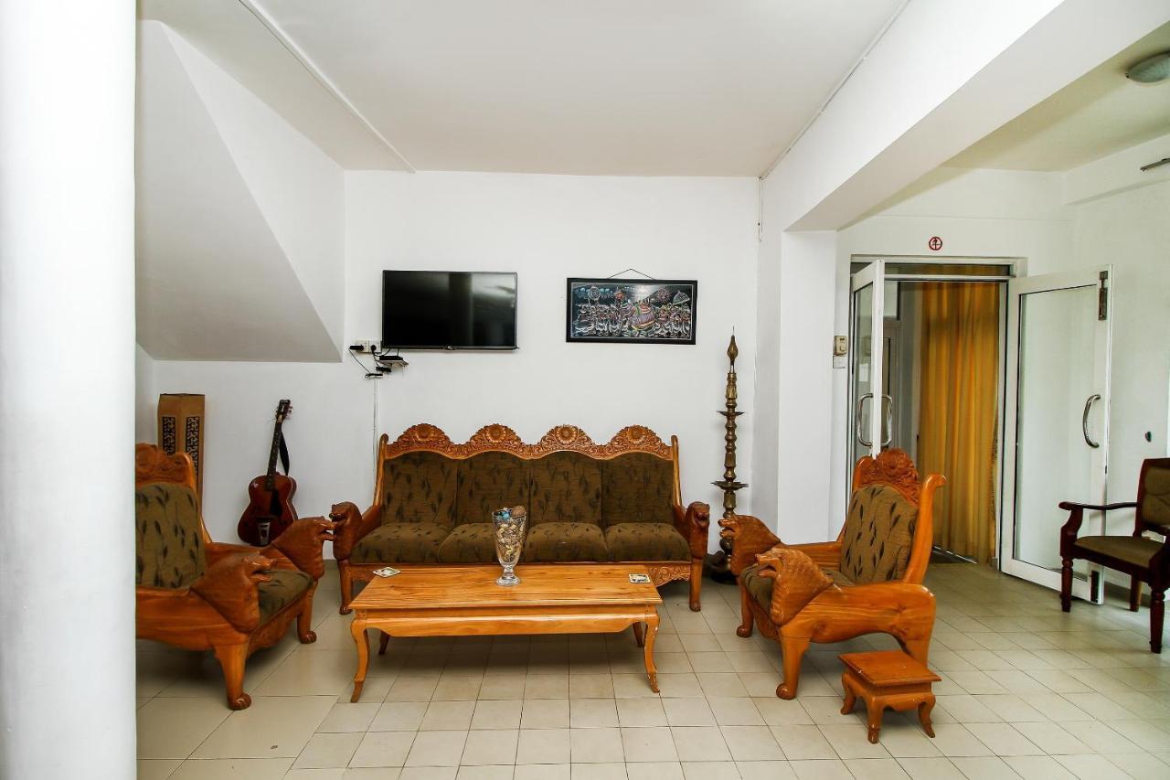 Hotel Empryean Katunayaka Dış mekan fotoğraf